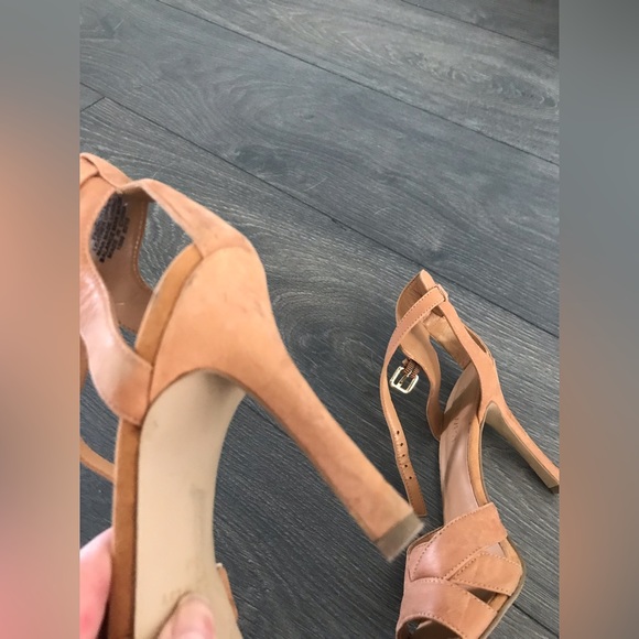 Nine West nude heel Sanford in size 6 - Picture 3 of 5